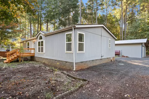 479 Addison Ln, Cave Junction, OR 97523 photo 4