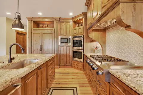 Kitchen - 56936 Dancing Rock Loop #LOT 32, Bend, OR 97707 photo 6 of 6