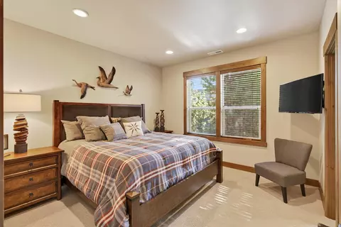 Bedroom - 56936 Dancing Rock Loop #LOT 32, Bend, OR 97707 photo 6 of 9
