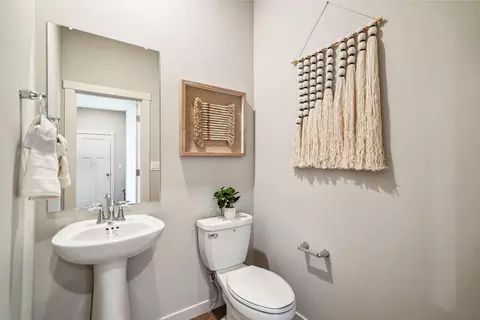 63190 NE Carly Ln, Bend, OR 97701 photo 13