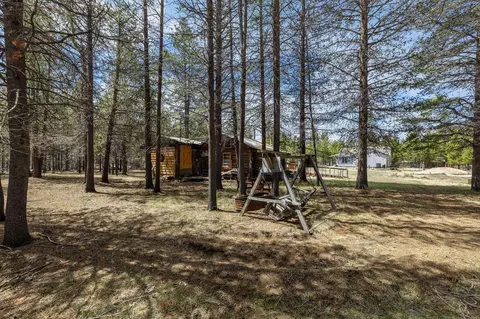 11421 Burlwood Dr, La Pine, OR 97739