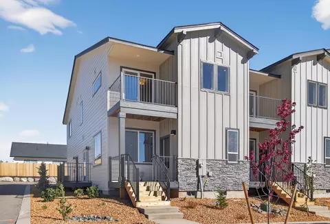 4066 SW 39th St #LOT 32, Redmond, OR 97756