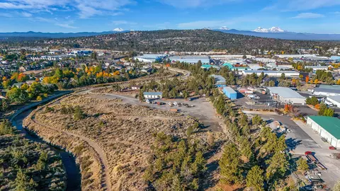 62830 Boyd Acres Rd, Bend, OR 97701 photo 4