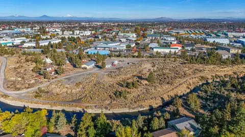 62830 Boyd Acres Rd, Bend, OR 97701 photo 8