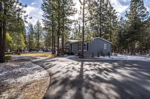 17575 Sutter St, La Pine, OR 97739 photo 2