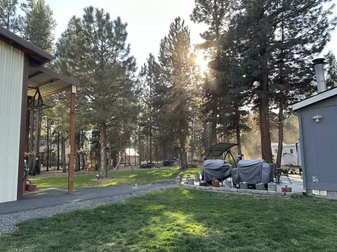 17575 Sutter St, La Pine, OR 97739 photo 40