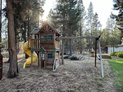 17575 Sutter St, La Pine, OR 97739 photo 44