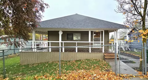 1335 Lakeview Ave, Klamath Falls, OR 97601