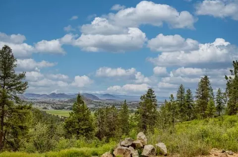 852 Abbott Mountain Way #36, Klamath Falls, OR 97601