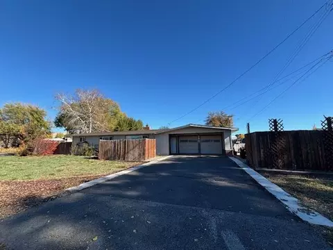 3927 Homedale Rd, Klamath Falls, OR 97603