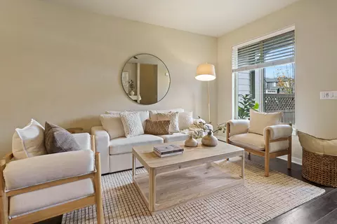 Living - 20751 NE Boulderfield Ave, Bend, OR 97701 photo 3 of 3