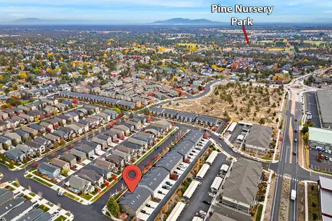 View/Area - 20751 NE Boulderfield Ave, Bend, OR 97701 photo 2 of 2