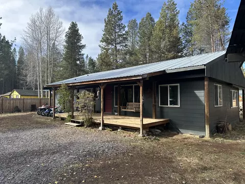 136010 N Highway 97 N, Crescent, OR 97733
