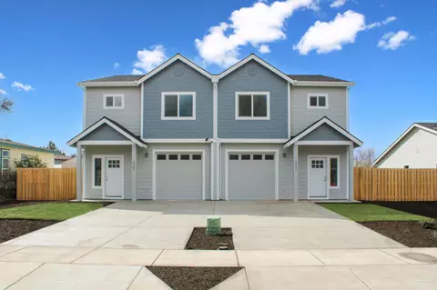 2365 SW 24th St #LOT 7, Redmond, OR 97756