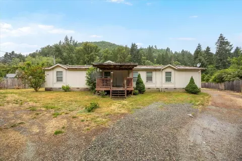 513 Barton Rd, Glendale, OR 97442 photo 1