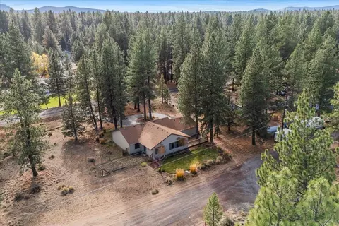 19304 Baker Rd, Bend, OR 97702