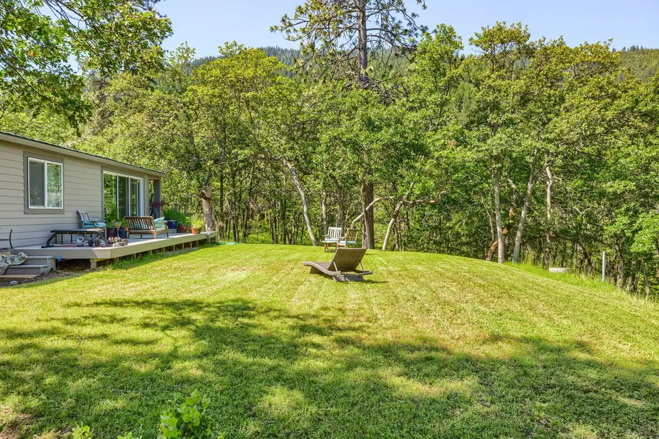 Exterior - 1988 Old Siskiyou Hwy, Ashland, OR 97520 photo 55 of 61