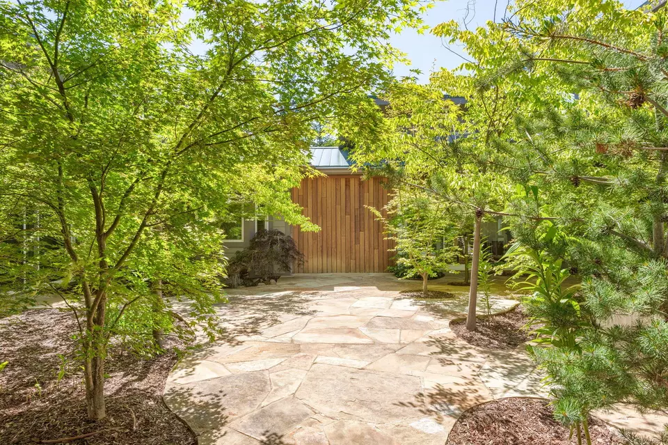 Exterior - 1988 Old Siskiyou Hwy, Ashland, OR 97520 photo 57 of 61