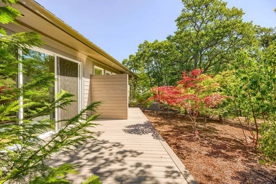 Exterior - 1988 Old Siskiyou Hwy, Ashland, OR 97520 photo 52 of 61