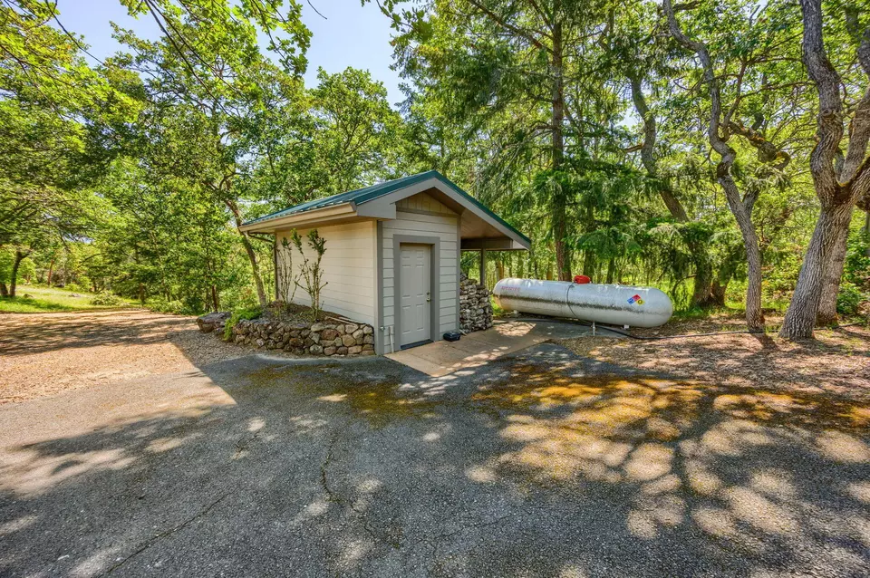 Exterior - 1988 Old Siskiyou Hwy, Ashland, OR 97520 photo 50 of 61