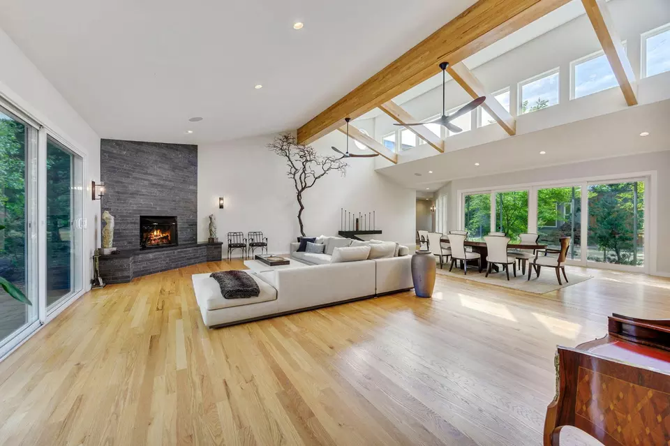 Living - 1988 Old Siskiyou Hwy, Ashland, OR 97520 photo 1 of 5