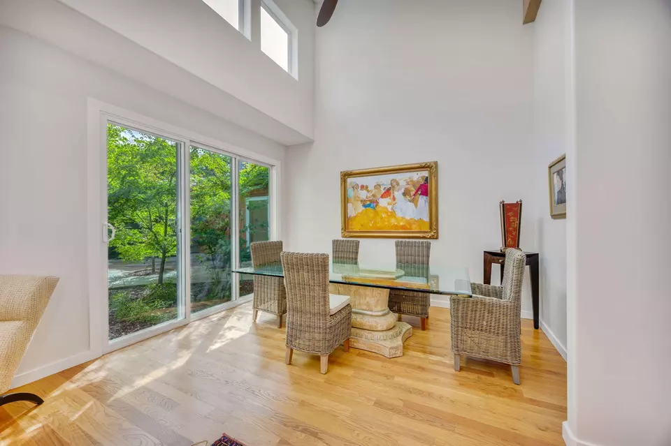 Dining - 1988 Old Siskiyou Hwy, Ashland, OR 97520 photo 3 of 4