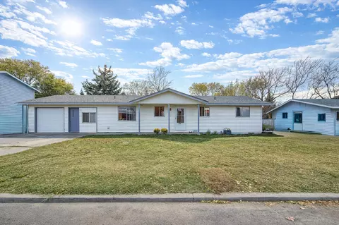 860 SE 6th St, Prineville, OR 97754