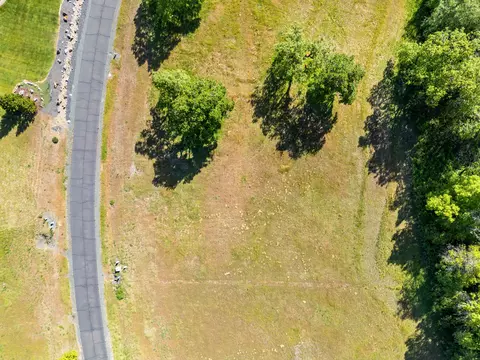 561 E Forks Cir, Cave Junction, OR 97523 photo 5