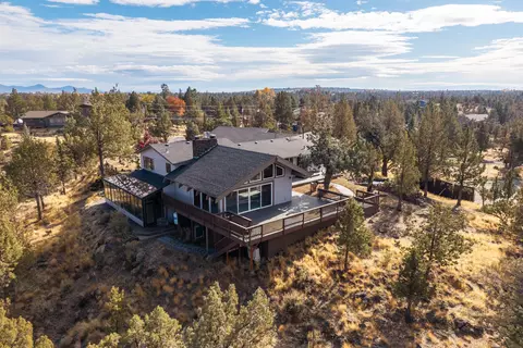 5203 NW Greenwood Ave, Redmond, OR 97756