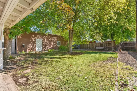 221 Ortega St, Eagle Point, OR 97524 photo 22