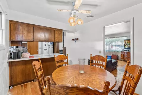 221 Ortega St, Eagle Point, OR 97524 photo 12