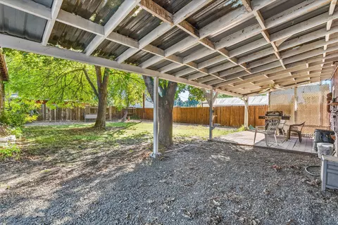 221 Ortega St, Eagle Point, OR 97524 photo 23