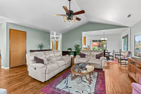 Other - 1023 Highlands Dr, Eagle Point, OR 97524 photo 8 of 9