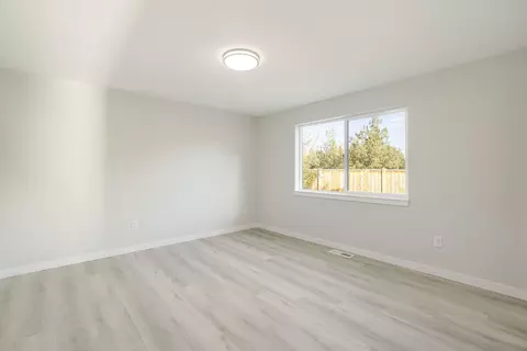 Bedroom - 3362 NE Collier Ct, Bend, OR 97701 photo 1 of 5
