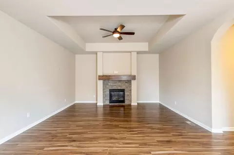 Living - 60383 Hedgewood Ln, Bend, OR 97702 photo 2 of 5