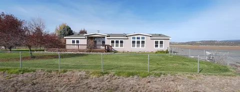 2640 Market St, Bonanza, OR 97623
