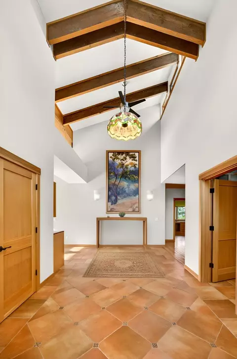 Entry Way - 17252 N Applegate Rd, Grants Pass, OR 97527 photo 2 of 4