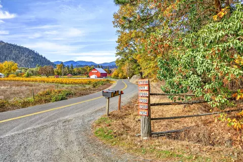Other - 17252 N Applegate Rd, Grants Pass, OR 97527 photo 13 of 22