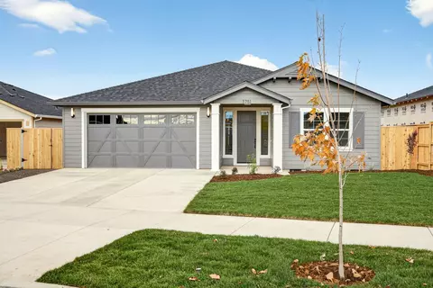3751 Carlin Dr, Medford, OR 97504