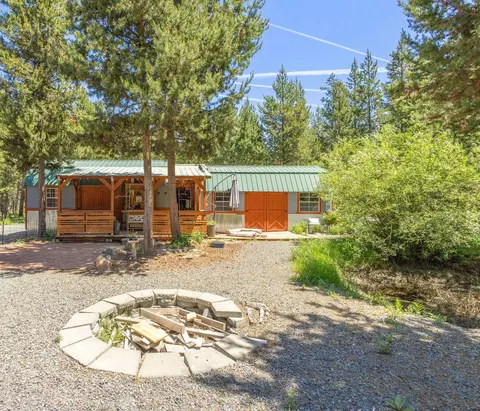 17107 Covina Rd, Bend, OR 97707