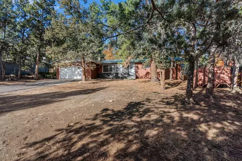 1410 NW Saginaw Ave, Bend, OR 97703