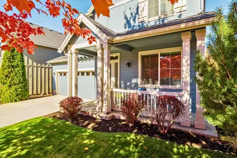 2876 NE Forum Dr, Bend, OR 97701