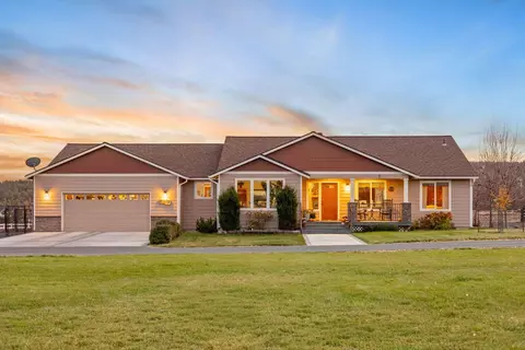 21115 Young Ave, Bend, OR 97703 photo 9