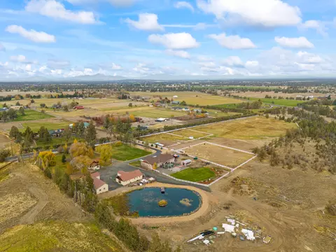 21115 Young Ave, Bend, OR 97703 photo 53
