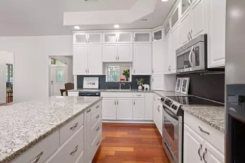 Kitchen - 55815 Lost Rider Loop, Bend, OR 97707 photo 3 of 3