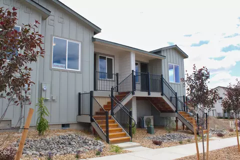 3954 SW 39th St #LOT 38, Redmond, OR 97756