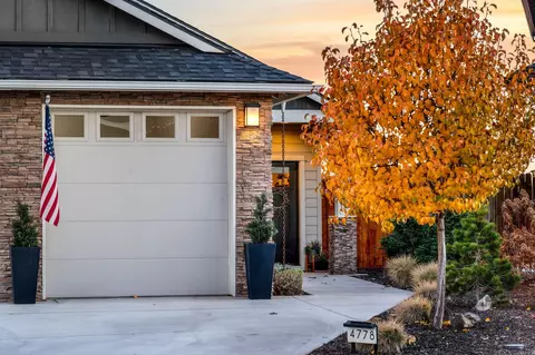 4778 SW Zenith Ave, Redmond, OR 97756