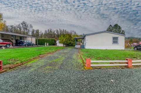 8951 Evans Creek Rd # 14, Rogue River, OR 97537 photo 1
