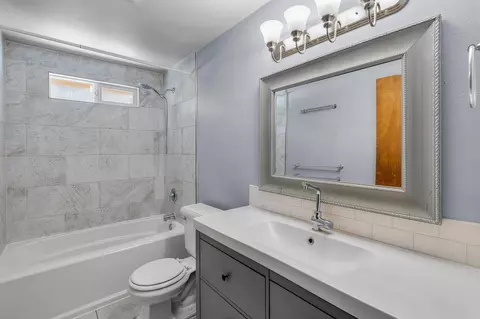 Bath - 50874 Doe Loop, La Pine, OR 97739 photo 1 of 2