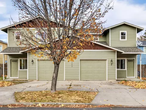 20082 Beth Ave, Bend, OR 97702